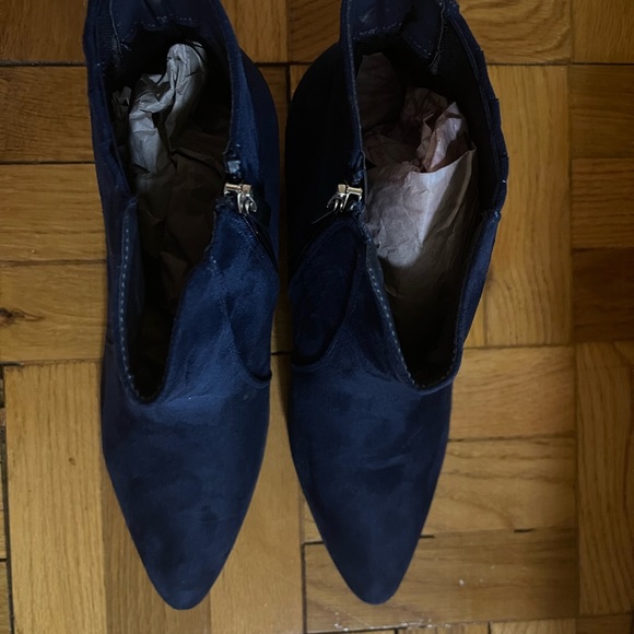 Brand new blue booties - Picture 2 of 3